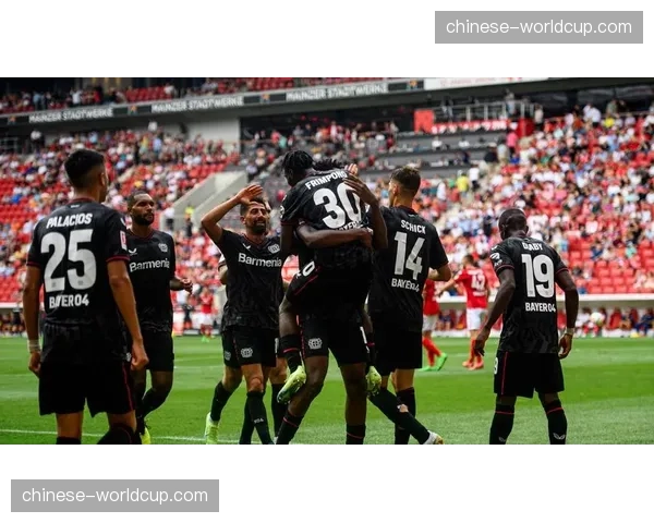 德甲联盟CEO霍普芬谈联赛竞争力:将评估是否调整下赛季欧战奖金分配方案 德甲联盟CEO霍普芬谈联赛竞争力:将评估是否调整下赛季欧战奖金分配方案