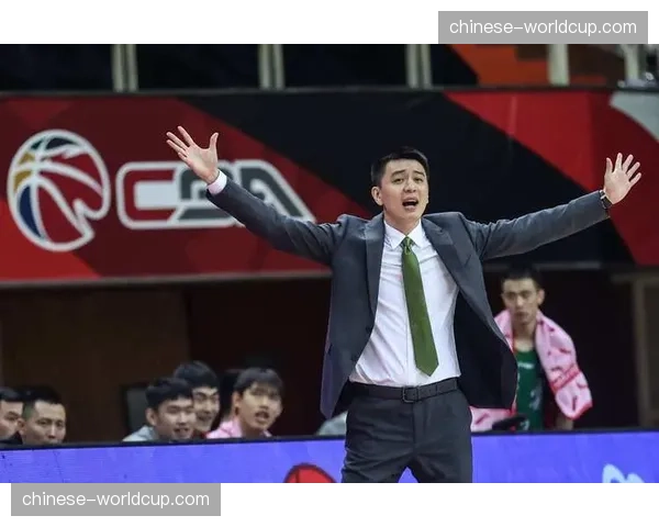 杨鸣赛后采访:感谢所有人的付出,冠军是新的开始