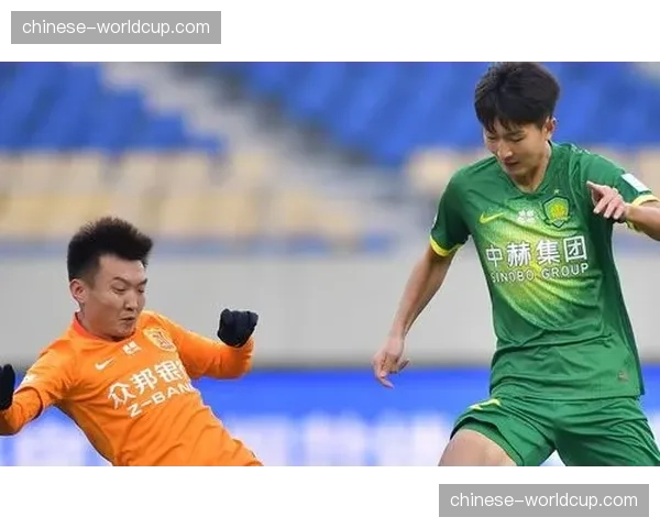 王牌队公布赛季初阵容名单，榜眼秀史密斯入选，球队或将改打双塔阵型
